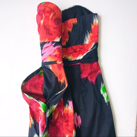 Strapless dress w/ Pockets and Sweetheart Neckline from Le Chateau, size… - Picture 8 of 9